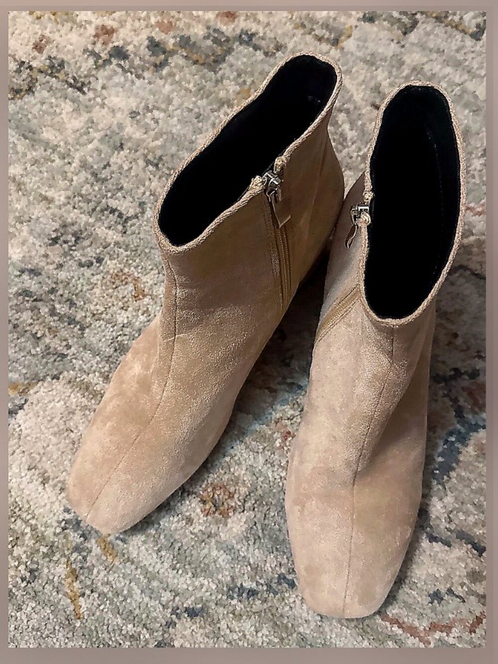 Boots - Picture 3 of 4